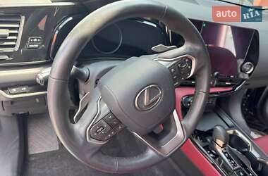 Внедорожник / Кроссовер Lexus NX 2023 в 