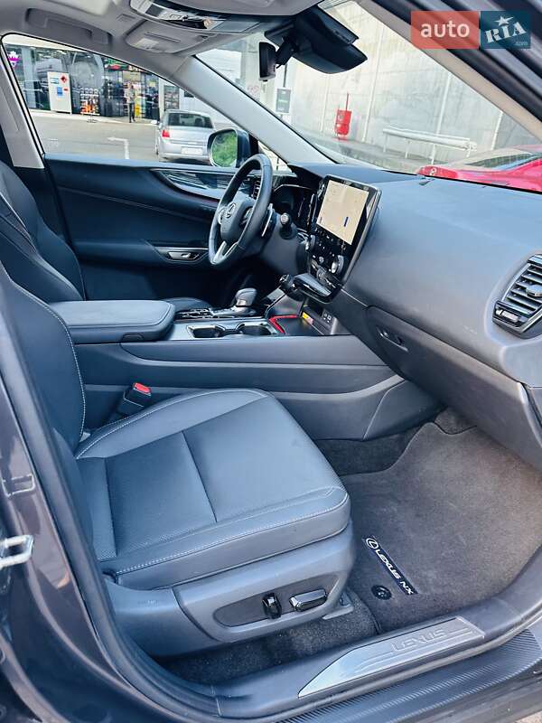Позашляховик / Кросовер Lexus NX 2024 в Києві