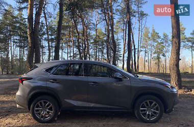 Внедорожник / Кроссовер Lexus NX 2018 в 