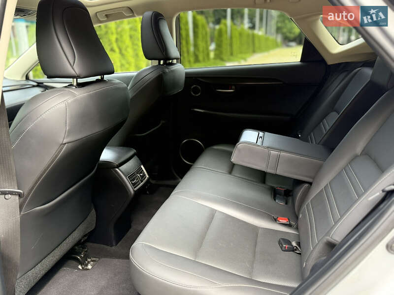 Внедорожник / Кроссовер Lexus NX 2017 в Харькове