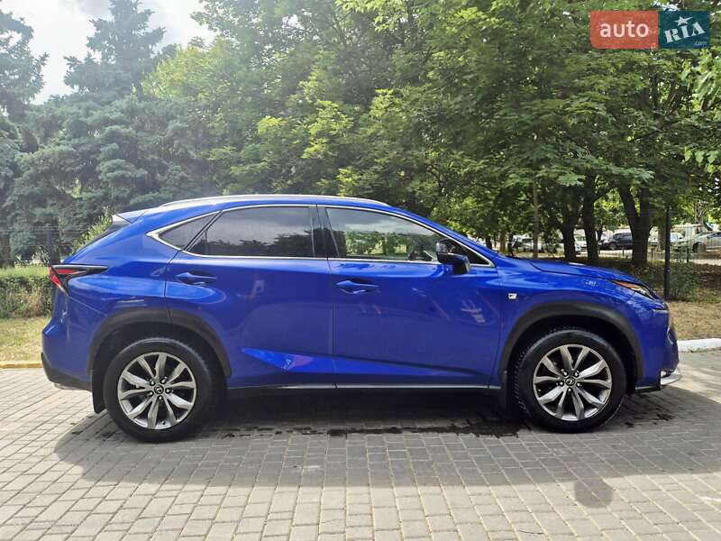 Внедорожник / Кроссовер Lexus NX 2016 в Одессе