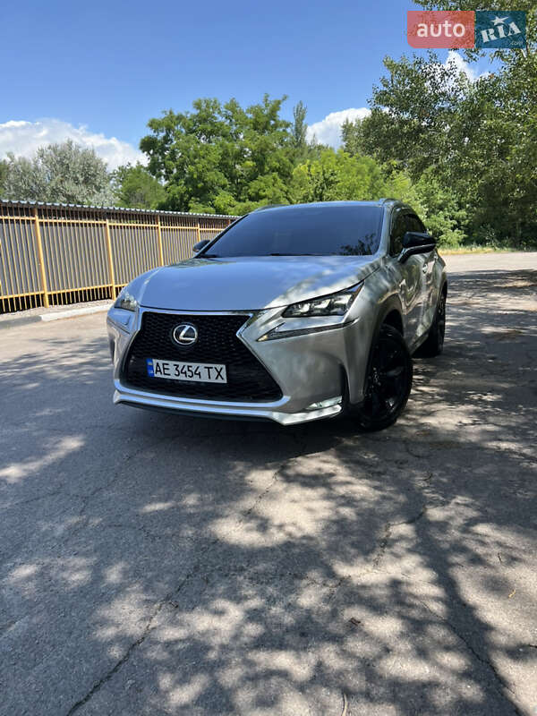 Позашляховик / Кросовер Lexus NX 2015 в Кам'янському