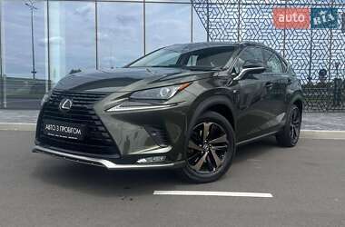 Внедорожник / Кроссовер Lexus NX 2020 в 