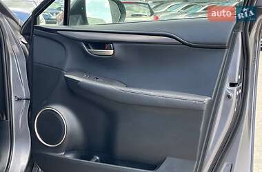 Внедорожник / Кроссовер Lexus NX 2016 в 