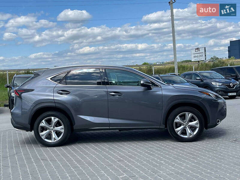 Внедорожник / Кроссовер Lexus NX 2016 в Львове
