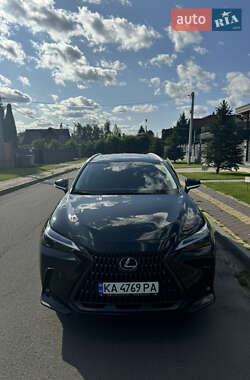 Позашляховик / Кросовер Lexus NX 2022 в 