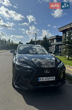 Позашляховик / Кросовер Lexus NX 2022 в 