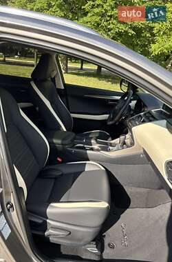 Внедорожник / Кроссовер Lexus NX 2019 в 