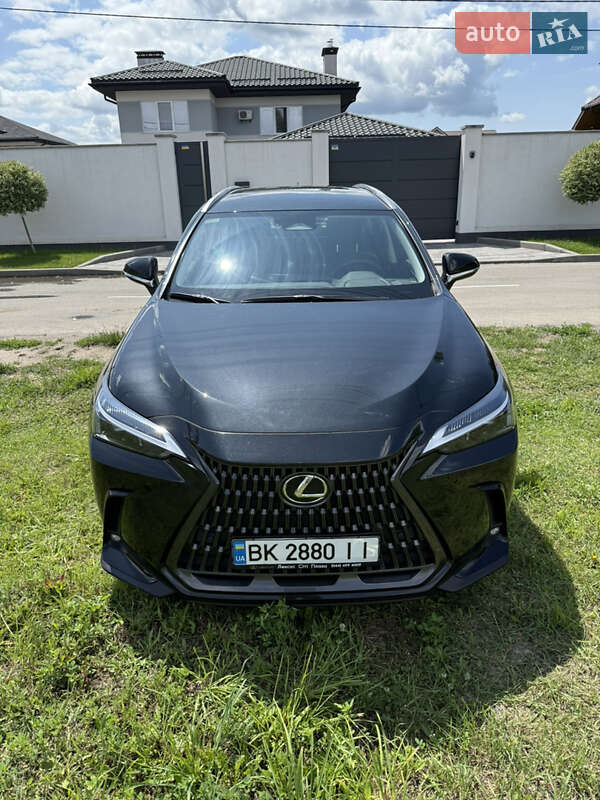 Внедорожник / Кроссовер Lexus NX 2022 в Киеве