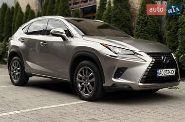 Внедорожник / Кроссовер Lexus NX 2018 в 