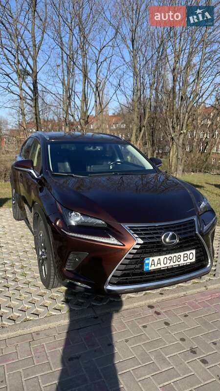 Внедорожник / Кроссовер Lexus NX 2018 в Киеве