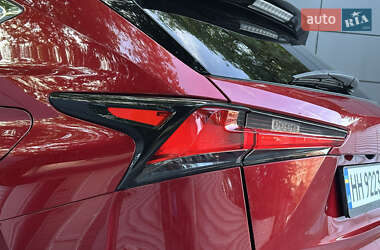 Внедорожник / Кроссовер Lexus NX 2019 в 