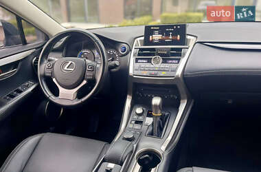 Внедорожник / Кроссовер Lexus NX 2017 в 