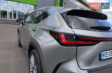 Позашляховик / Кросовер Lexus NX 2022 в 