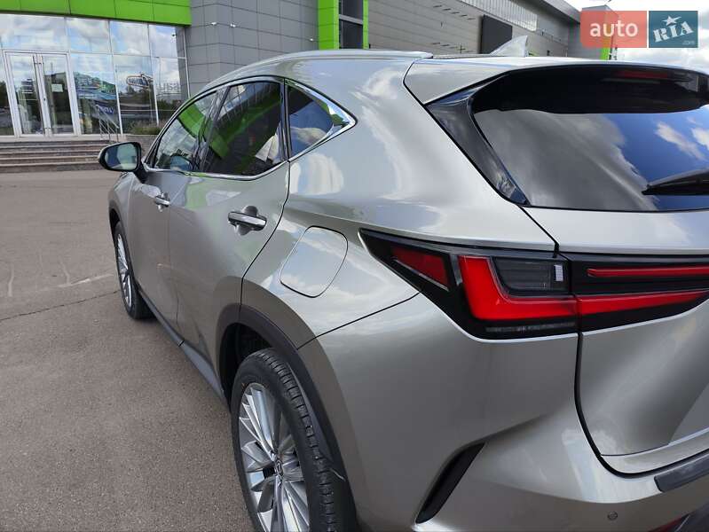 Внедорожник / Кроссовер Lexus NX 2022 в Кривом Роге