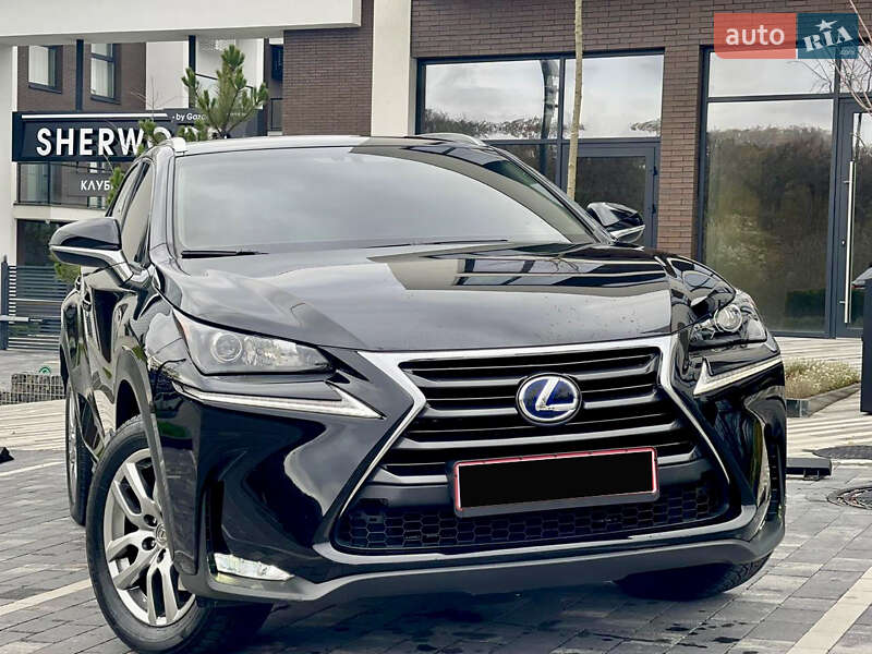 Внедорожник / Кроссовер Lexus NX 2017 в Ужгороде