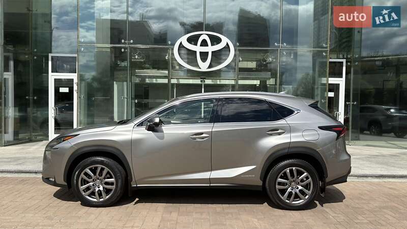 Внедорожник / Кроссовер Lexus NX 2016 в Киеве