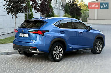 Внедорожник / Кроссовер Lexus NX 2018 в 