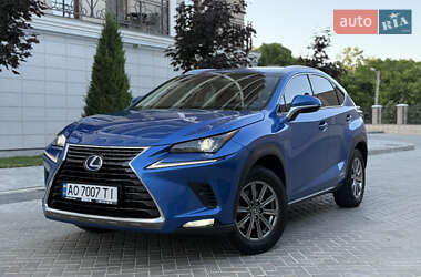 Внедорожник / Кроссовер Lexus NX 2018 в 