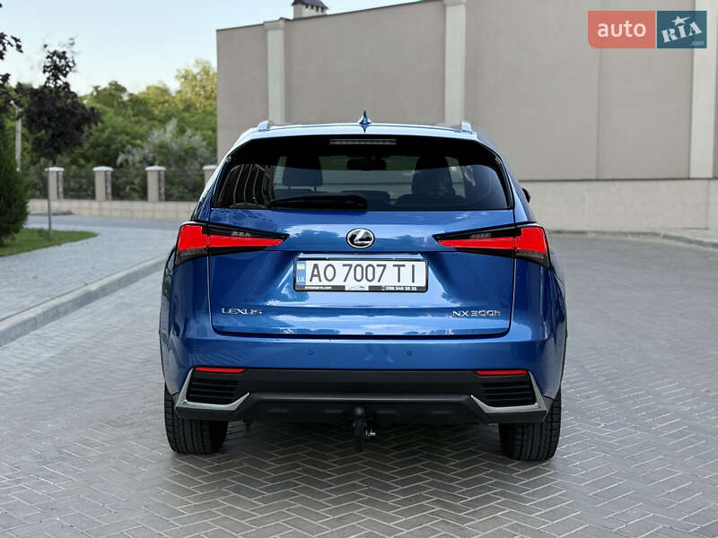 Внедорожник / Кроссовер Lexus NX 2018 в Одессе