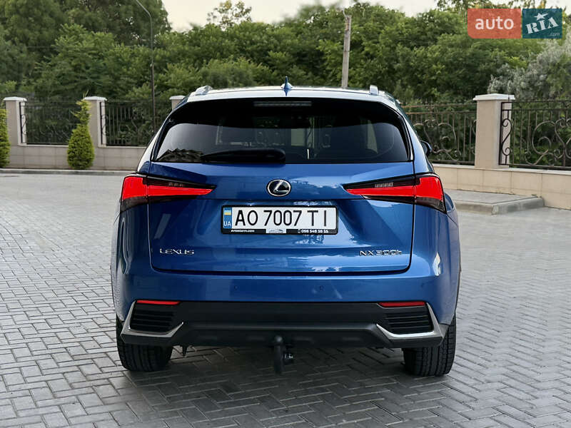 Внедорожник / Кроссовер Lexus NX 2018 в Одессе