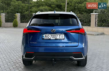 Внедорожник / Кроссовер Lexus NX 2018 в 