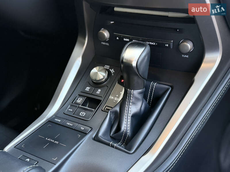 Внедорожник / Кроссовер Lexus NX 2018 в Одессе