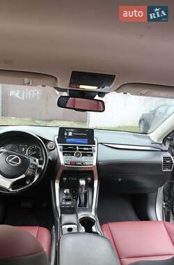 Внедорожник / Кроссовер Lexus NX 2020 в 