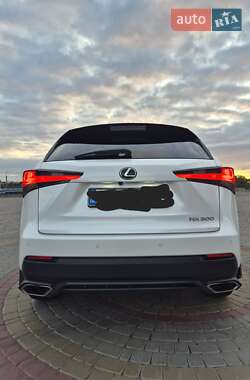 Внедорожник / Кроссовер Lexus NX 2017 в 