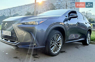 Внедорожник / Кроссовер Lexus NX 2022 в 