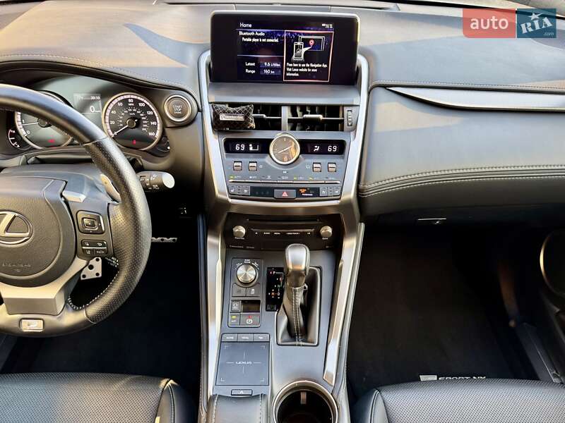Внедорожник / Кроссовер Lexus NX 2021 в Киеве