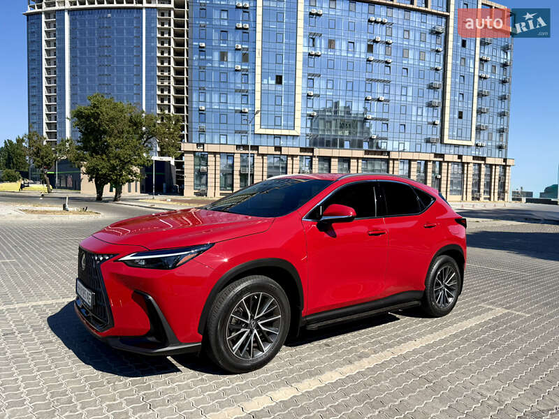 Внедорожник / Кроссовер Lexus NX 2022 в 