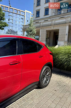 Внедорожник / Кроссовер Lexus NX 2022 в 