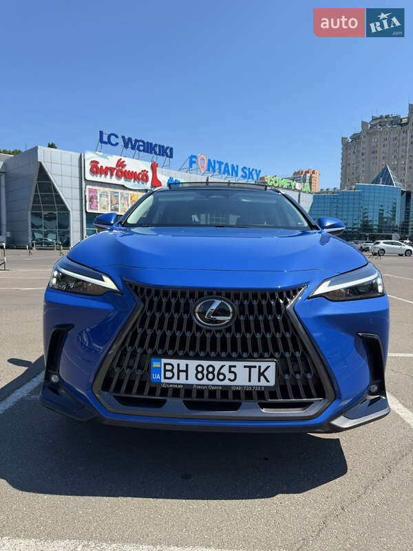 Внедорожник / Кроссовер Lexus NX 2022 в 