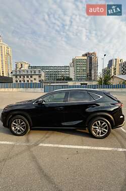Внедорожник / Кроссовер Lexus NX 2015 в 