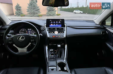 Внедорожник / Кроссовер Lexus NX 2019 в 