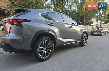 Внедорожник / Кроссовер Lexus NX 2014 в 