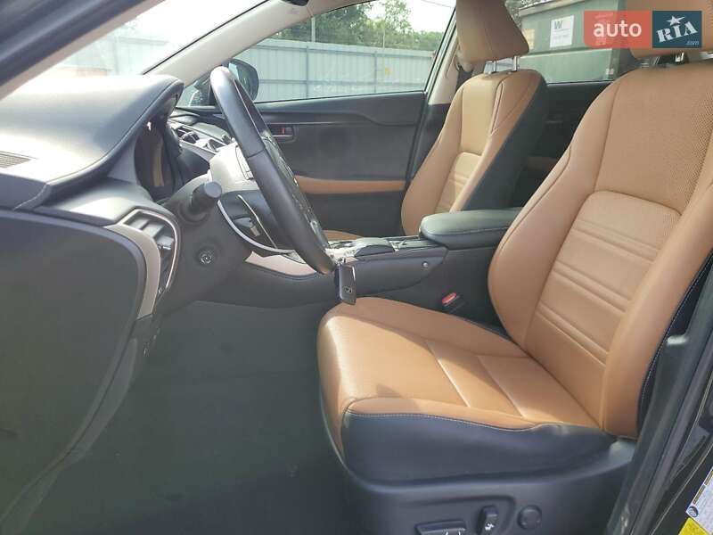 Позашляховик / Кросовер Lexus NX 2021 в Києві