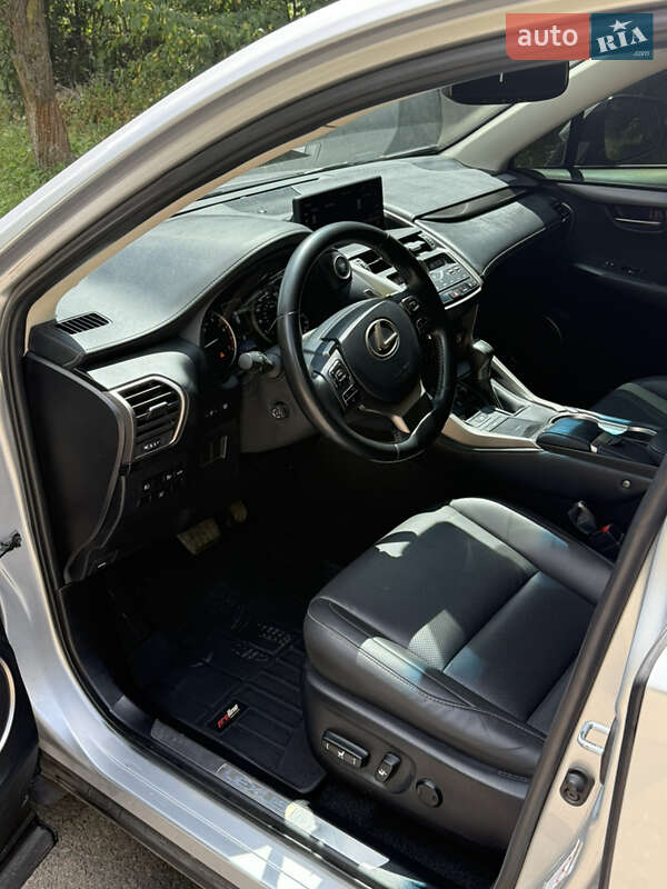Внедорожник / Кроссовер Lexus NX 2019 в Володарке