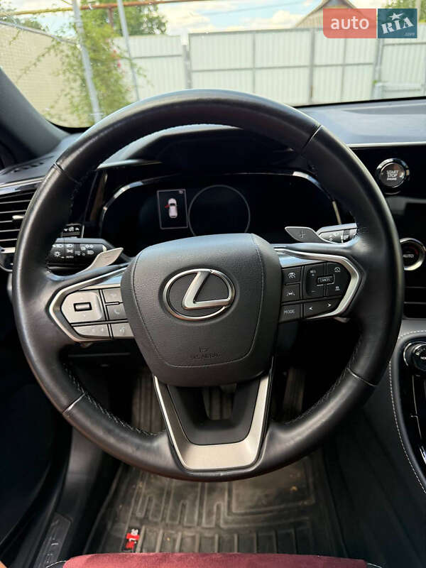 Позашляховик / Кросовер Lexus NX 2023 в Подільську