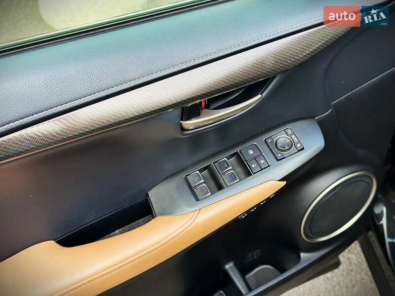 Внедорожник / Кроссовер Lexus NX 2019 в Киеве