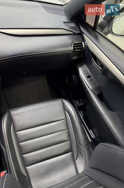 Позашляховик / Кросовер Lexus NX 2018 в 