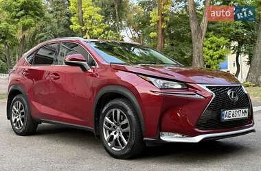 Позашляховик / Кросовер Lexus NX 2016 в 