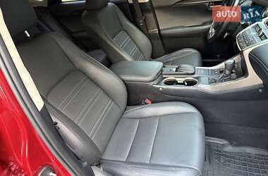 Позашляховик / Кросовер Lexus NX 2016 в 