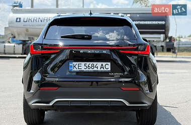 Внедорожник / Кроссовер Lexus NX 2022 в 
