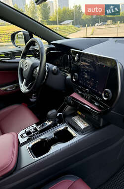 Внедорожник / Кроссовер Lexus NX 2022 в 