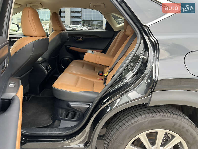 Внедорожник / Кроссовер Lexus NX 2018 в Киеве