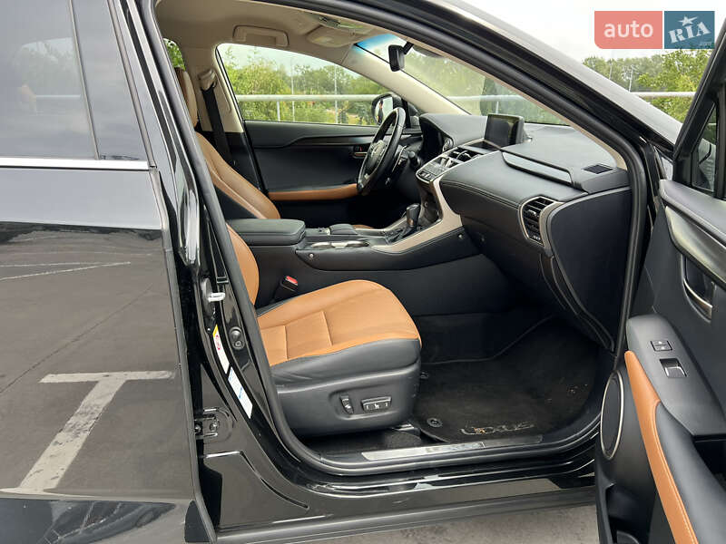 Внедорожник / Кроссовер Lexus NX 2018 в Киеве
