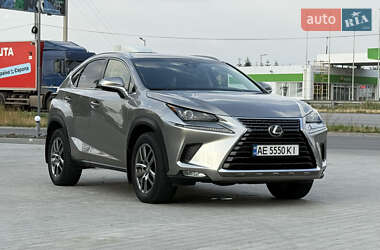 Внедорожник / Кроссовер Lexus NX 2017 в 
