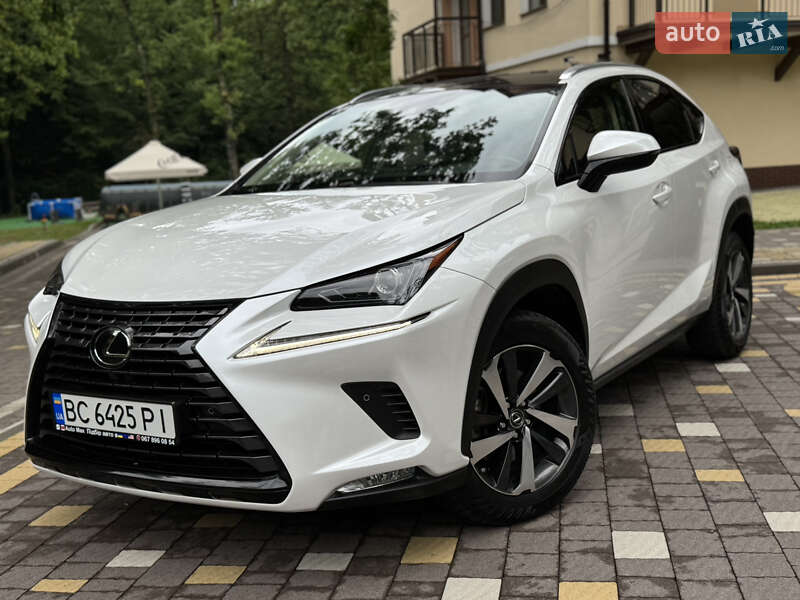 Lexus NX 2019